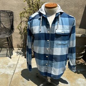 American Eagle super soft flannel shirt with detachable hood.